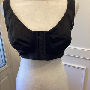 FIRM SUPPORT BRA ( 38D) NWOT